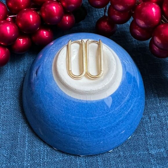 COPY - - O oval huggies | Real gold earrings | Parker earrings | 14k real gold … - Picture 5 of 16